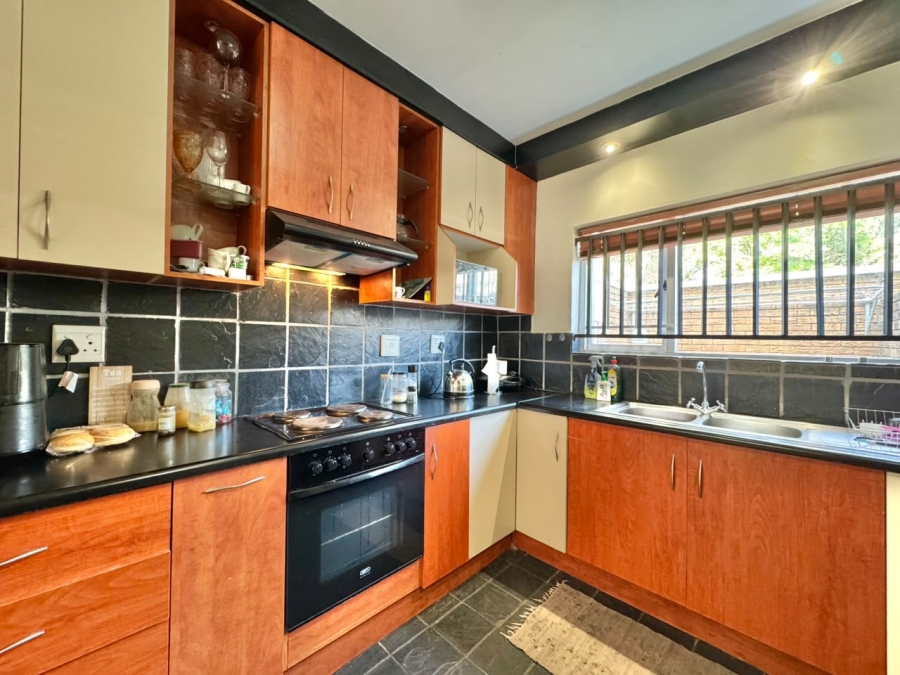 2 Bedroom Property for Sale in Kenilworth Western Cape